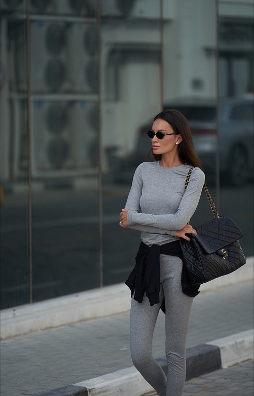 Essential Лонгслив